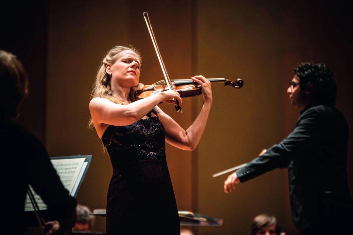 Noord Nederlands Orkest & Simone Lamsma